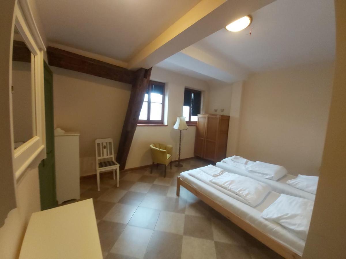 Palac Ksiazecy We Wleniu Zimmer foto