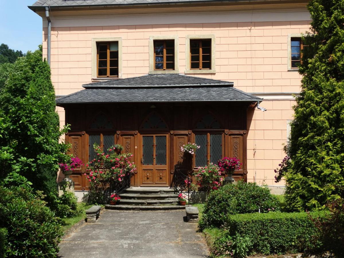 Palac Ksiazecy We Wleniu Exterior foto